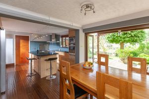 Kitchen/Dining Room- click for photo gallery